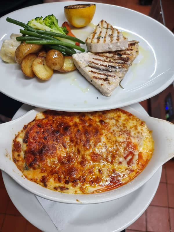 Casa Mia food